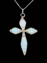 Pendentif croix en onyx noir incrusté de Zuni en argent sterling