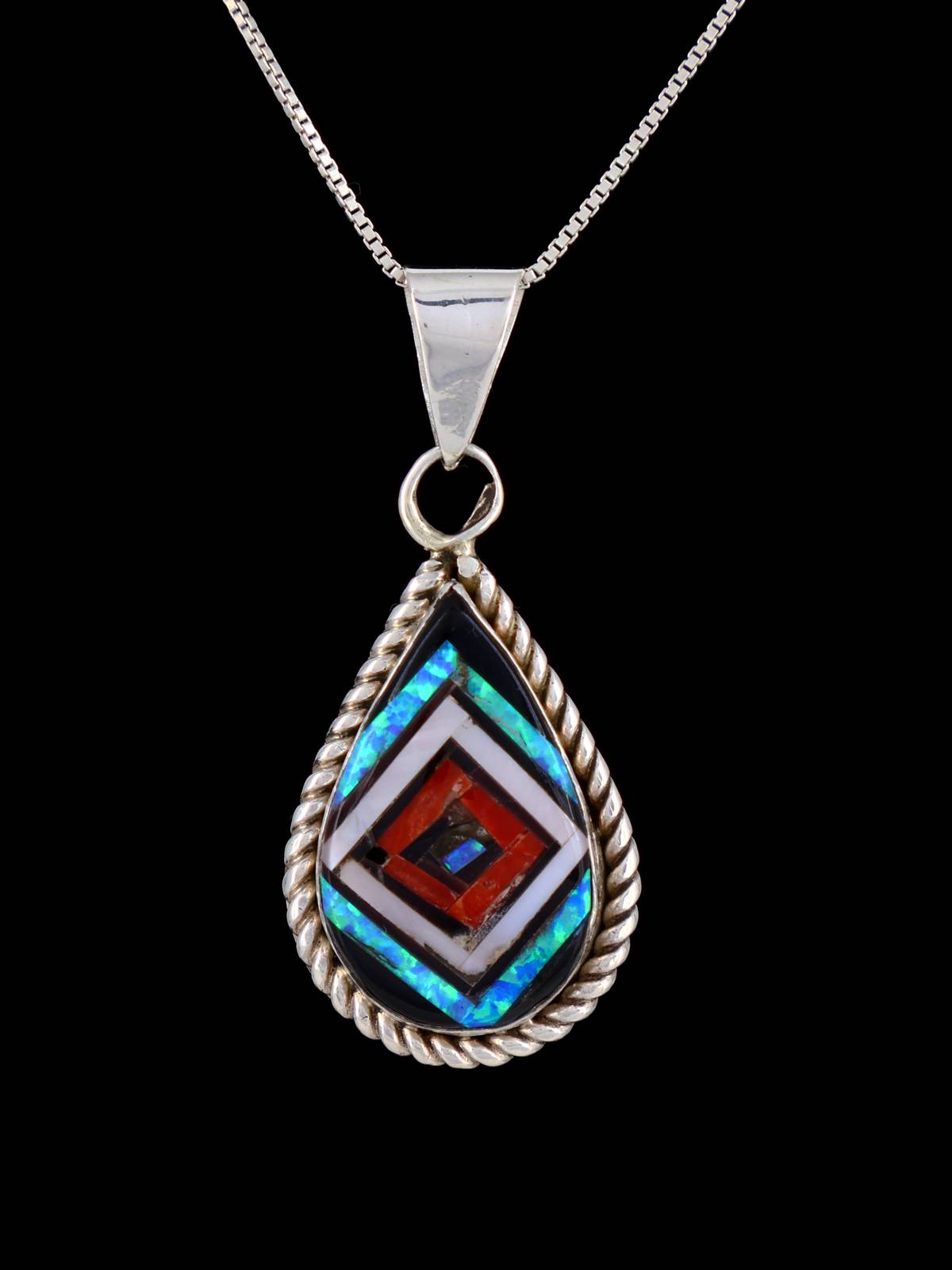 Pendentif amérindien Zuni Inlay Turquoise et Apple Coral