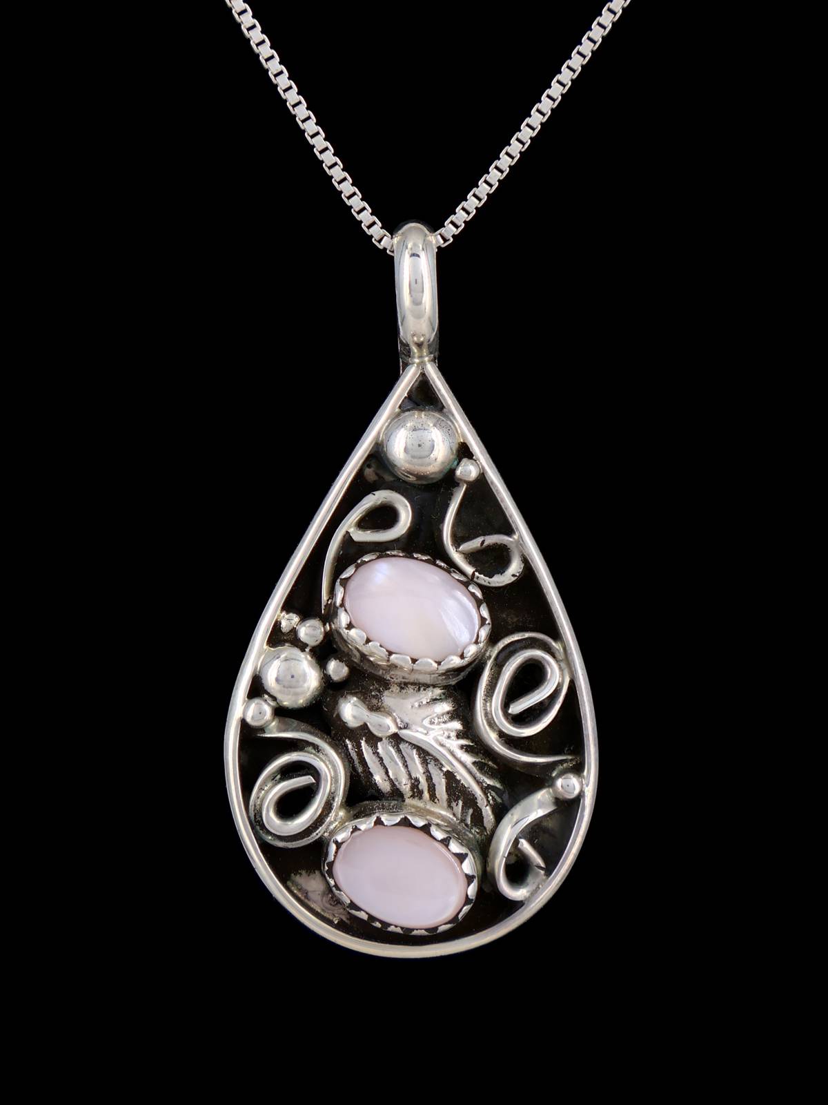 Navajo Jewelry Sterling Silver Pink Shell Sculpted Pendant