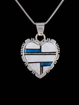 Colgante con incrustaciones de corazón de mosaico turquesa navajo