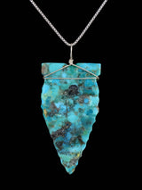 Colgante de punta de flecha turquesa de plata de ley navajo