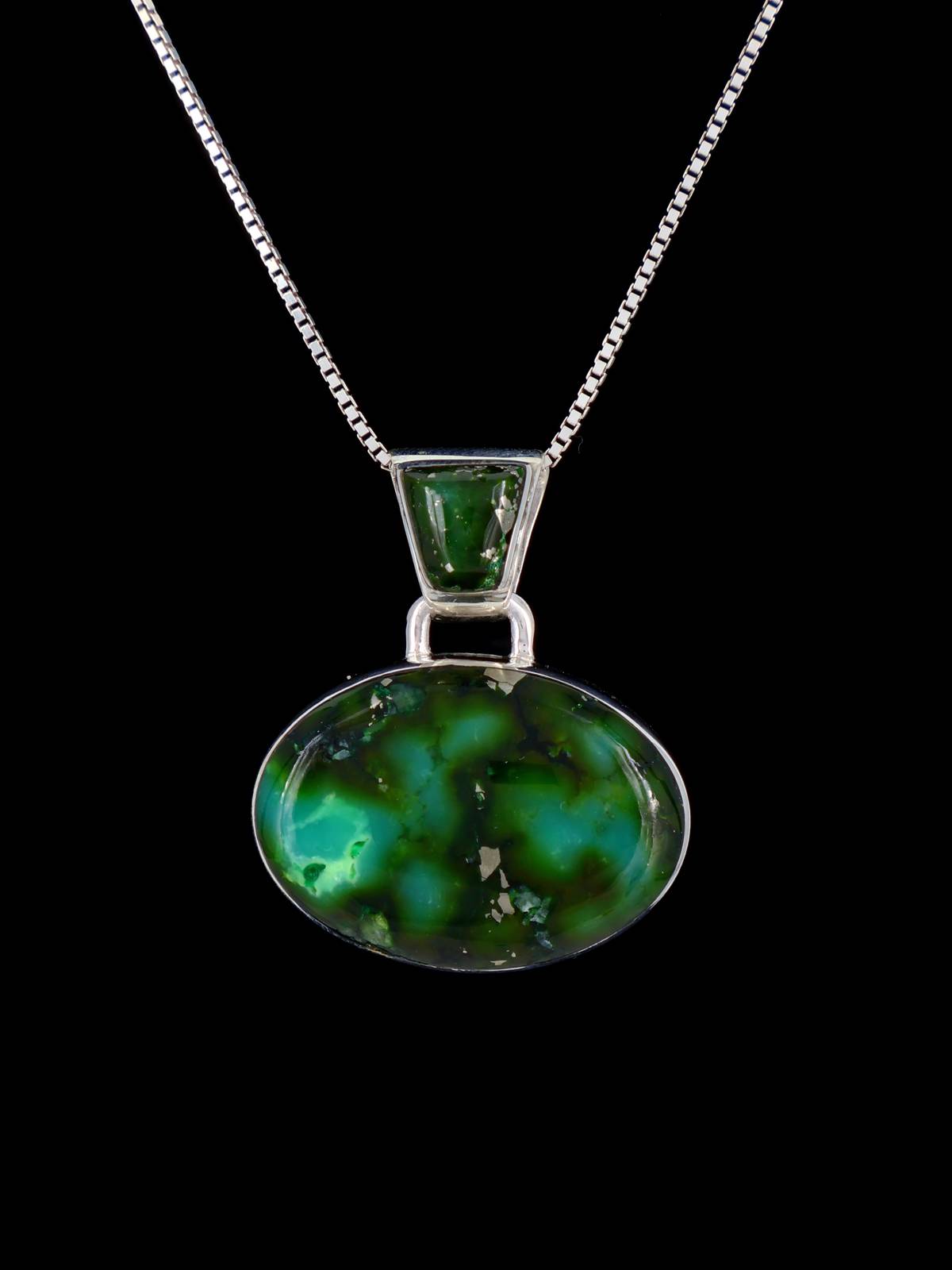 Colgante de lapislázuli de plata de ley de nativos americanos