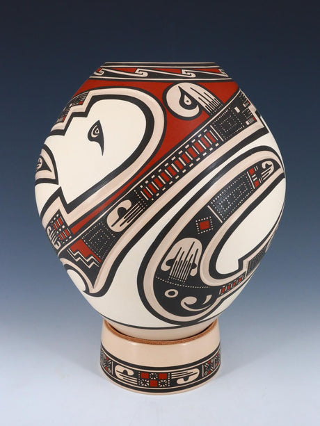 Mata Ortiz Hand Coiled Pottery