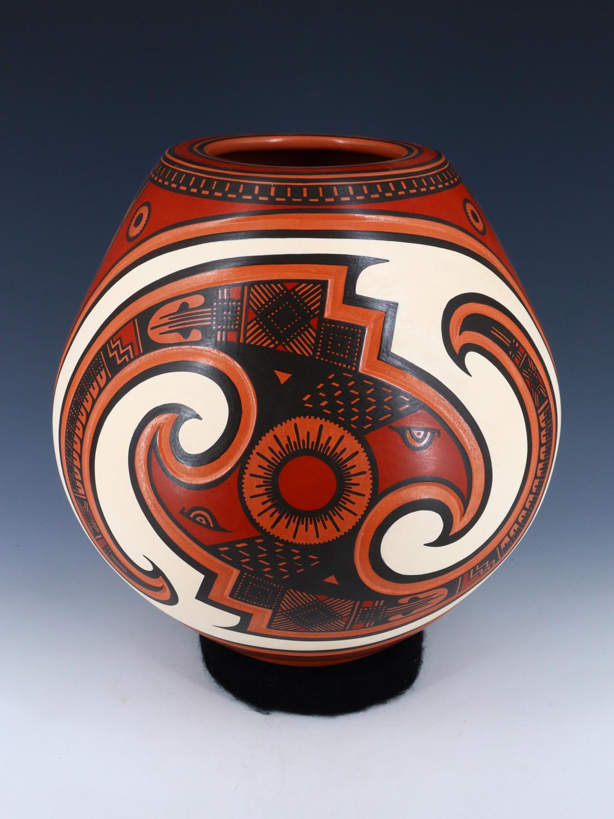 Mata Ortiz Hand Coiled Pottery Vase