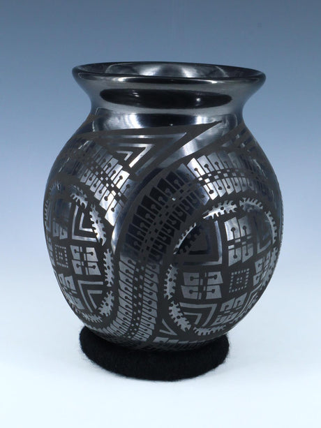 Mata Ortiz Hand Coiled Black Pottery