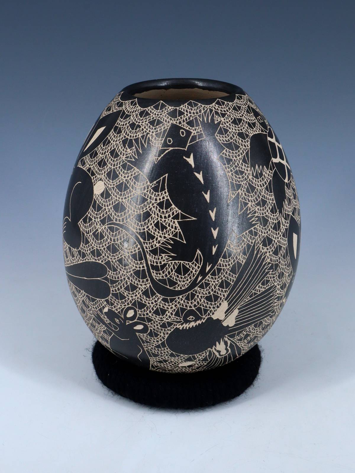 Hand Coiled Mata Ortiz Black Wildlife Pottery – PuebloDirect.com