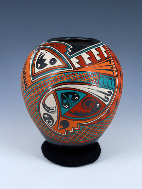 Mata Ortiz Hand Coiled and Painted Paquime Pottery - PuebloDirect.com