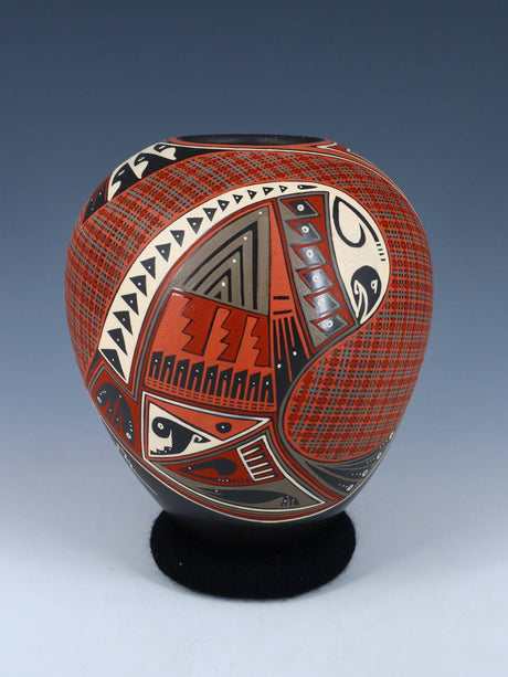 Mata Ortiz Hand Coiled and Painted Paquime Pottery - PuebloDirect.com