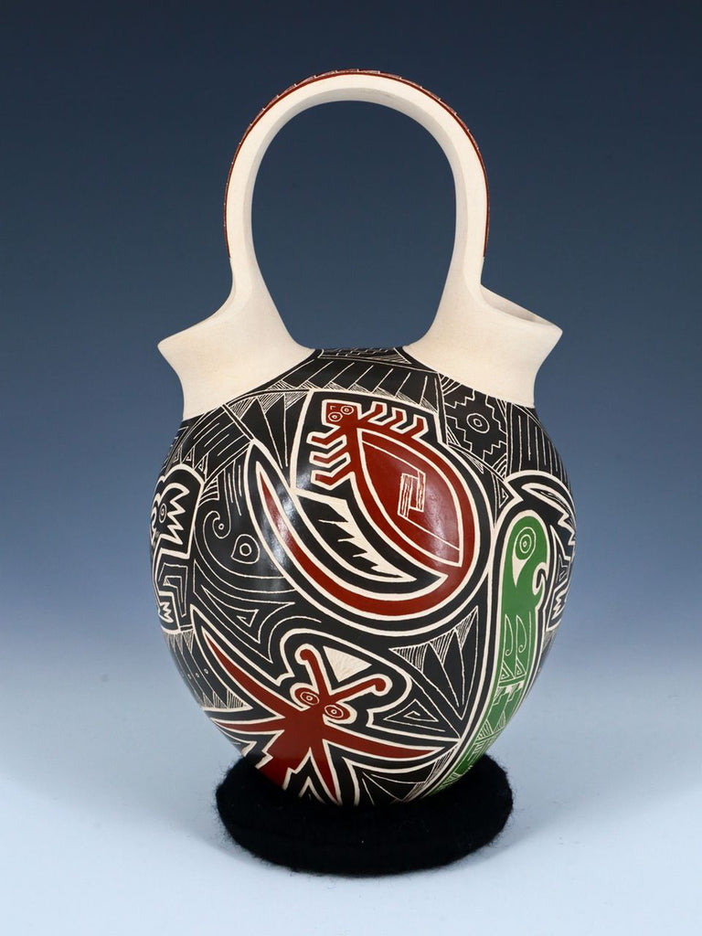Mata Ortiz Hand Coiled Etched Pottery Wedding Vase - PuebloDirect.com