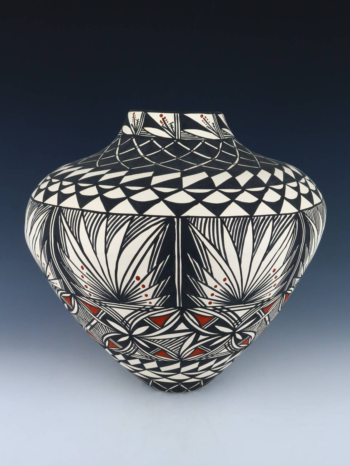 Large Acoma Pueblo Pottery Vase - PuebloDirect.com