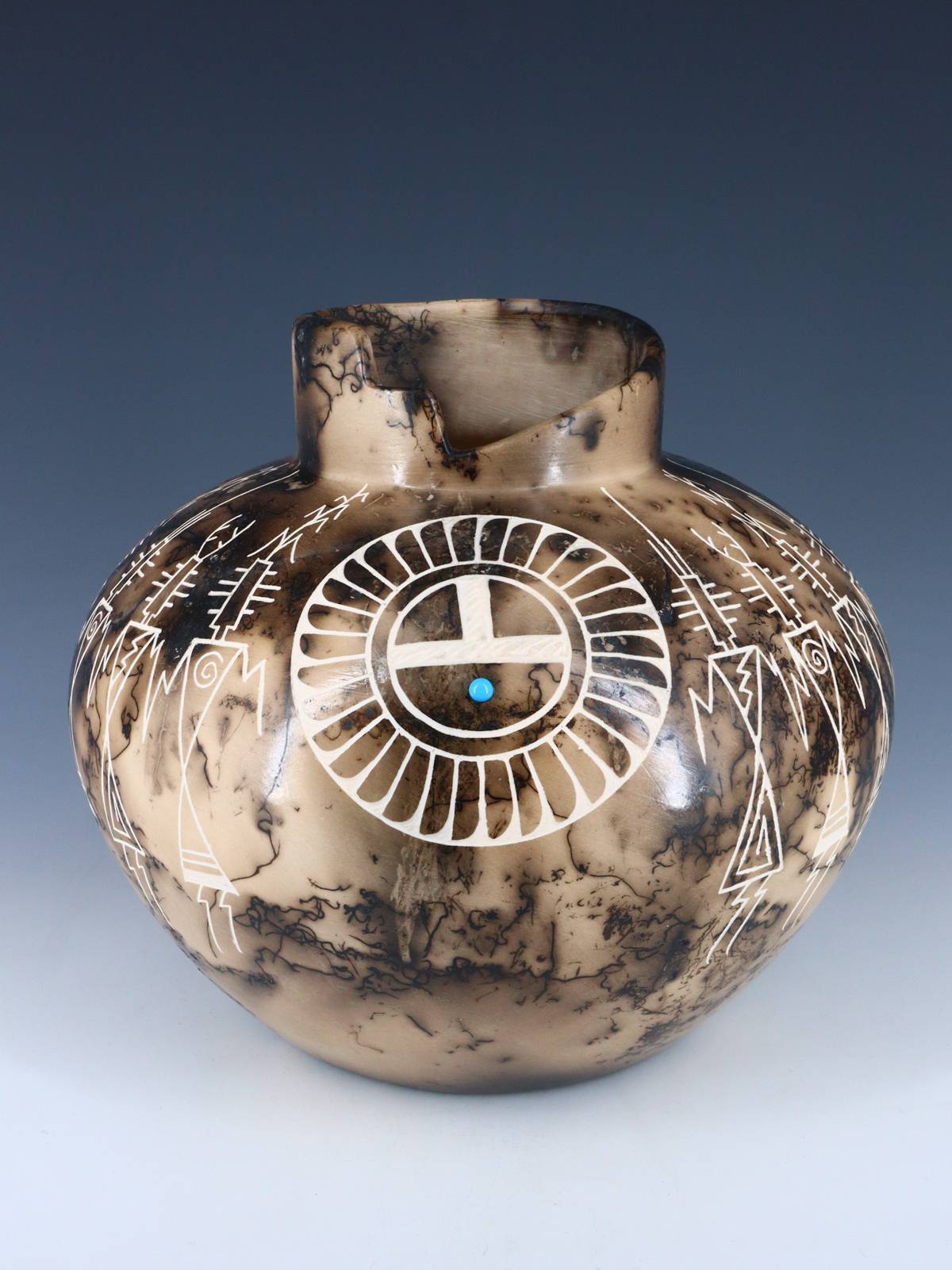 Acoma Etched Horsehair Pottery - PuebloDirect.com