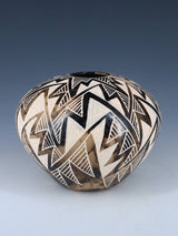 Acoma Etched Horsehair Pottery - PuebloDirect.com