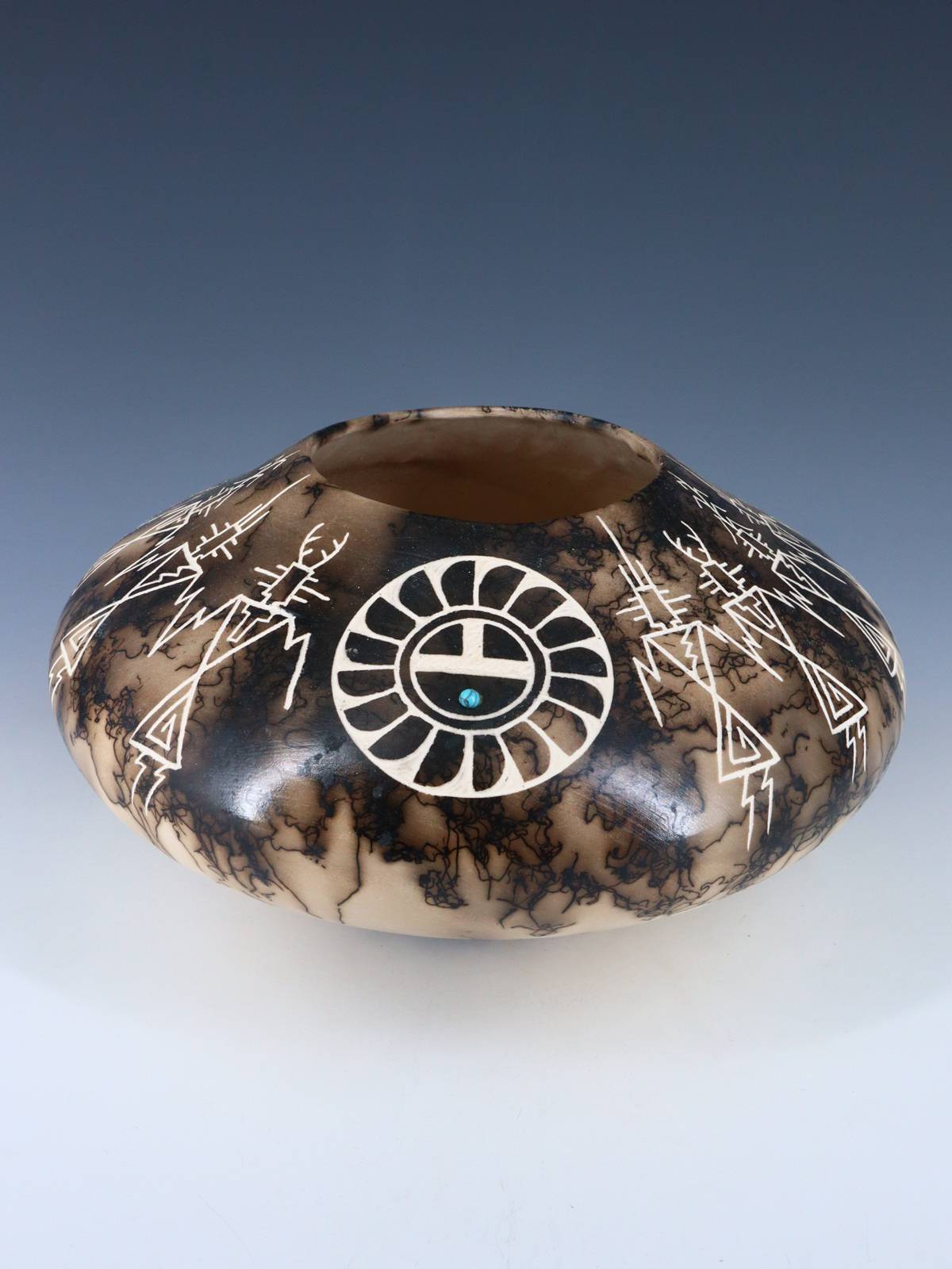 Acoma Etched Horsehair Pottery - PuebloDirect.com