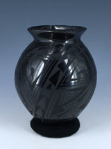 Mata Ortiz Hand Coiled Black Pottery Vase - PuebloDirect.com