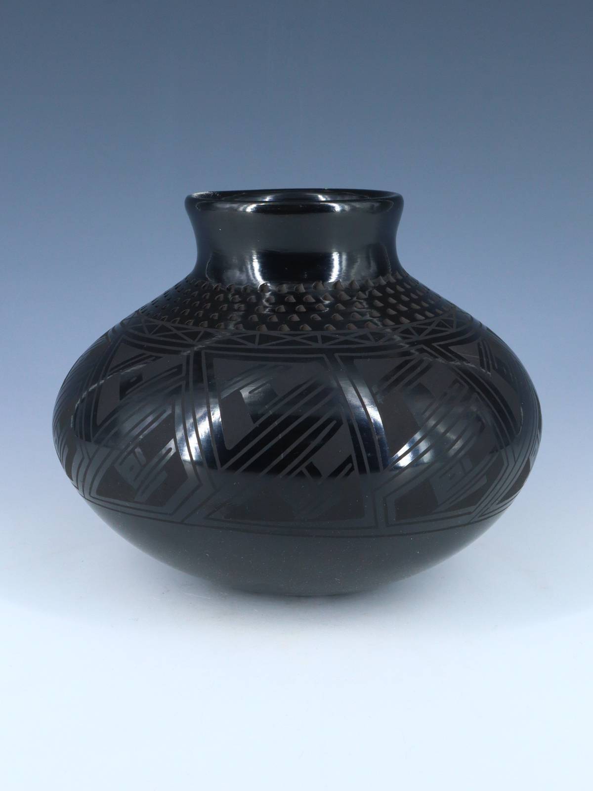 Mata Ortiz Black Pottery Vase - PuebloDirect.com