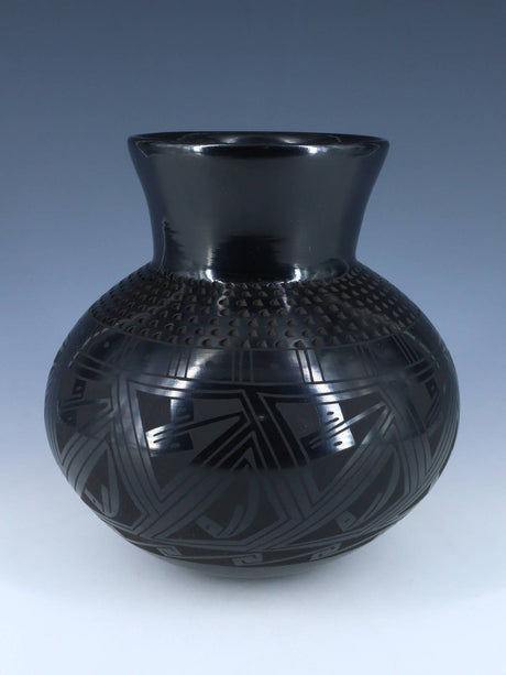 Mata Ortiz Black Pottery Vase - PuebloDirect.com