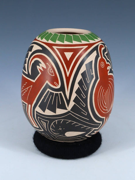 Mata Ortiz Hand Coiled Etched Wildlife Pottery - PuebloDirect.com