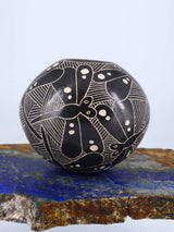 Mata Ortiz Hand Coiled Miniature Etched Pottery - PuebloDirect.com