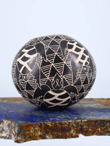 Mata Ortiz Hand Coiled Miniature Etched Pottery - PuebloDirect.com