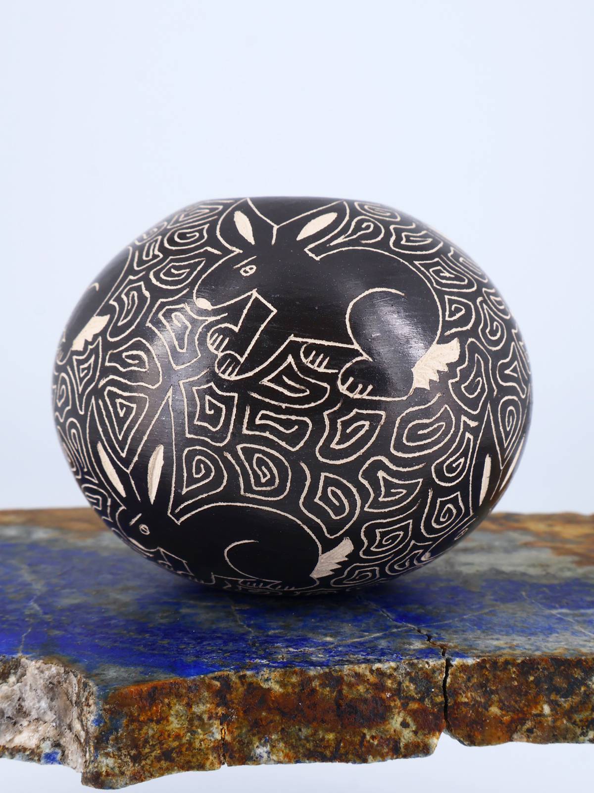 Mata Ortiz Hand Coiled Miniature Etched Pottery - PuebloDirect.com
