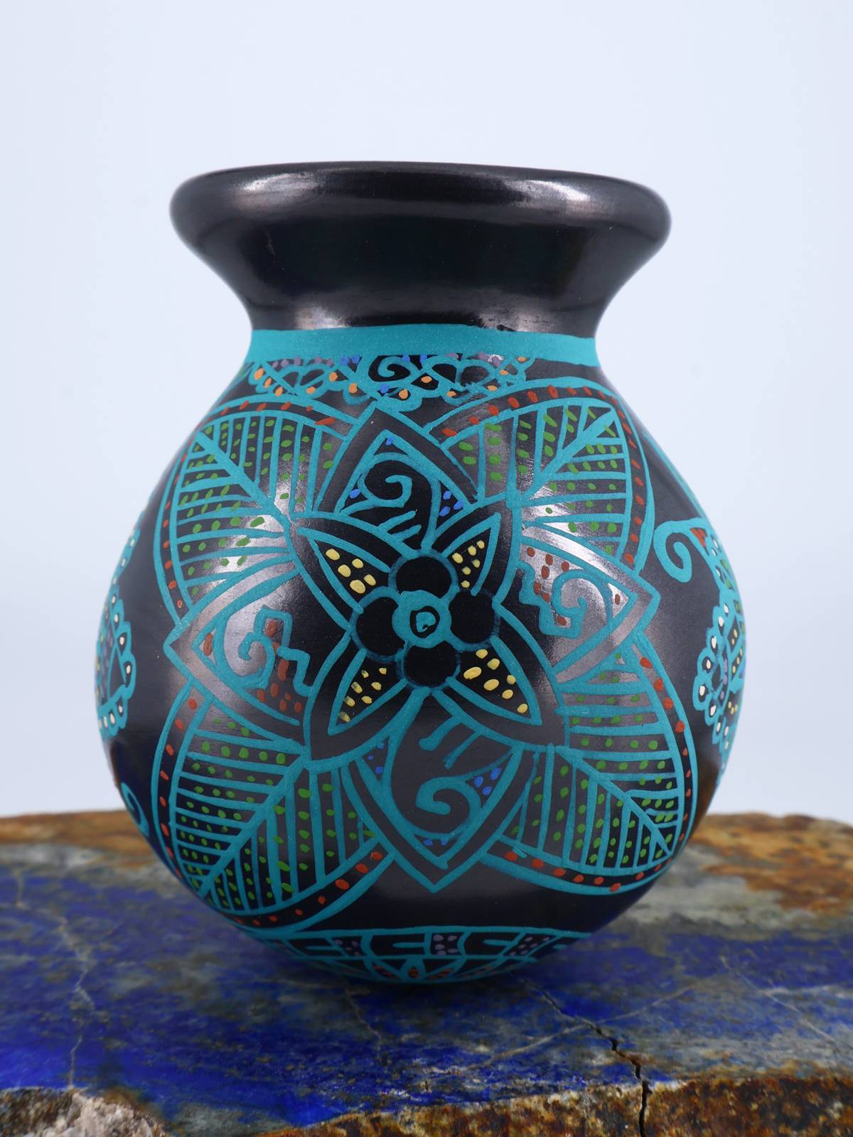 Mata Ortiz Hand Coiled Miniature Painted Pottery - PuebloDirect.com