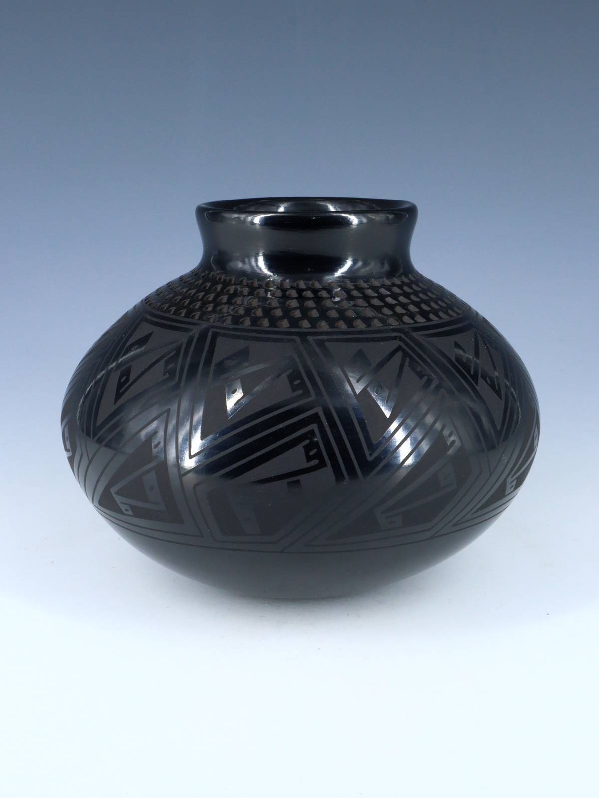 Mata Ortiz Black Pottery Vase - PuebloDirect.com