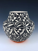 Acoma Pueblo Hand Coiled Pottery - PuebloDirect.com