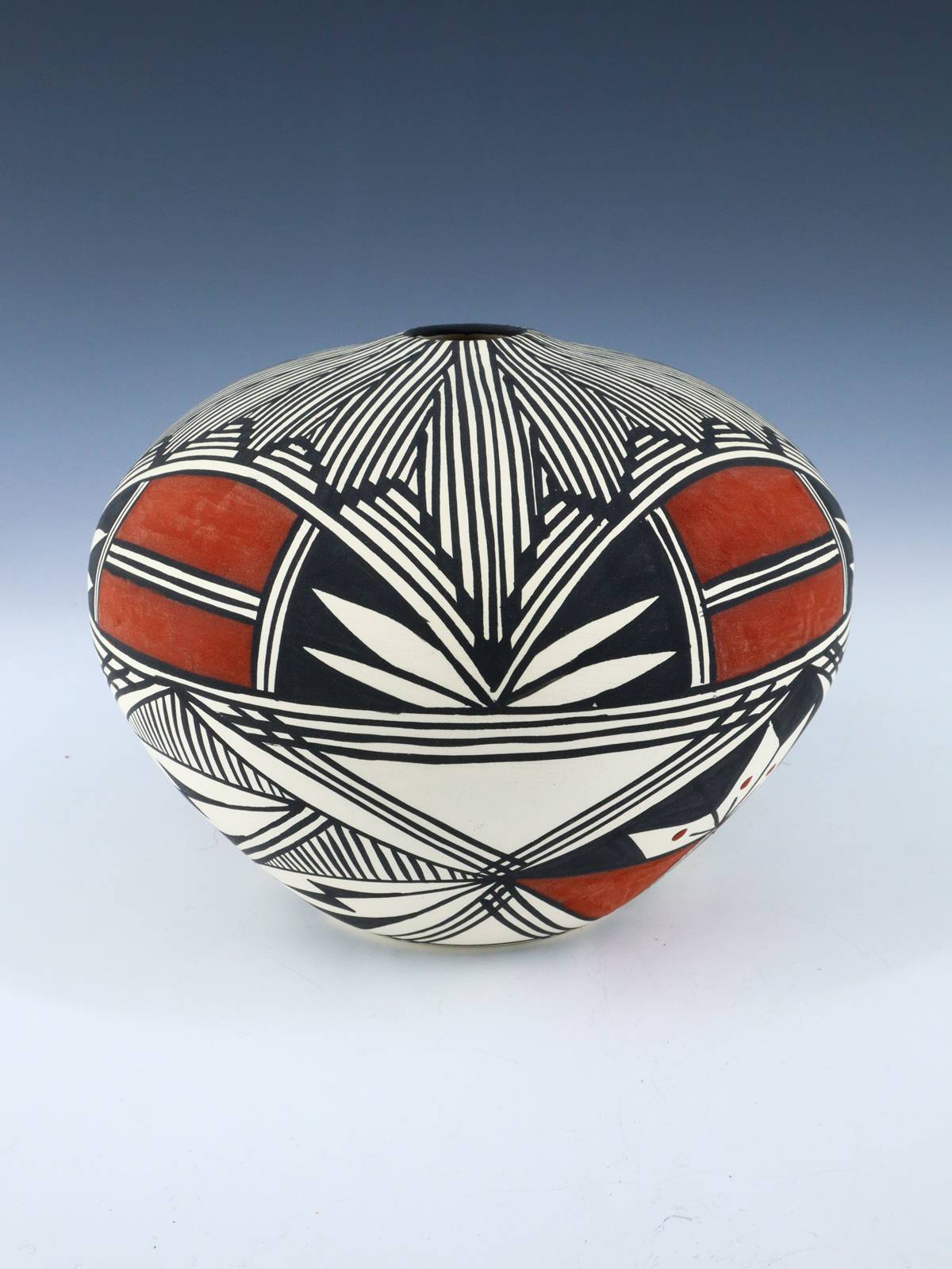 Acoma Pueblo Seed Pot - PuebloDirect.com