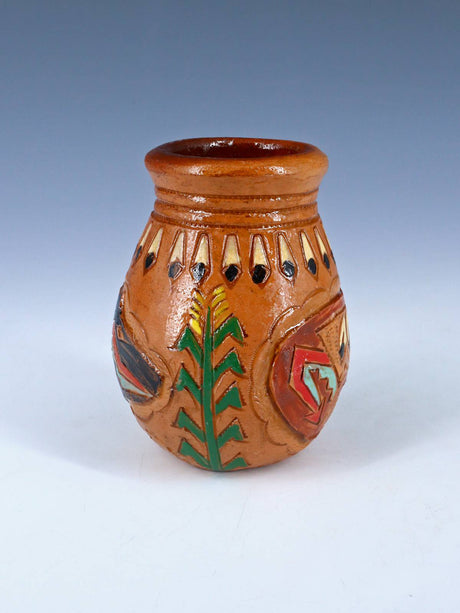 Navajo Pine Pitch Pottery Medicine Bear Vase