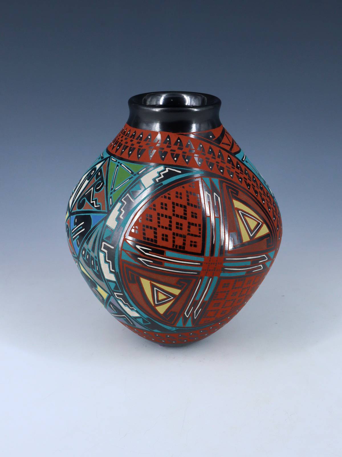 Mata Ortiz Hand Coiled and Painted Pottery
