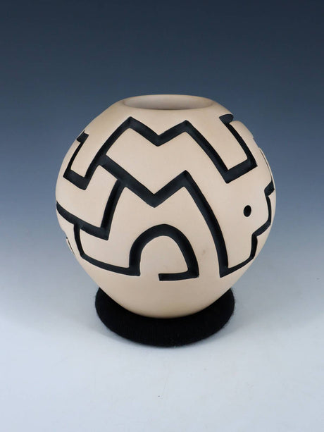 Mata Ortiz Hand Coiled Incised Pottery Seed Pot
