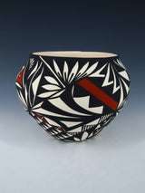 Olla de cerámica pintada a mano de Acoma Pueblo