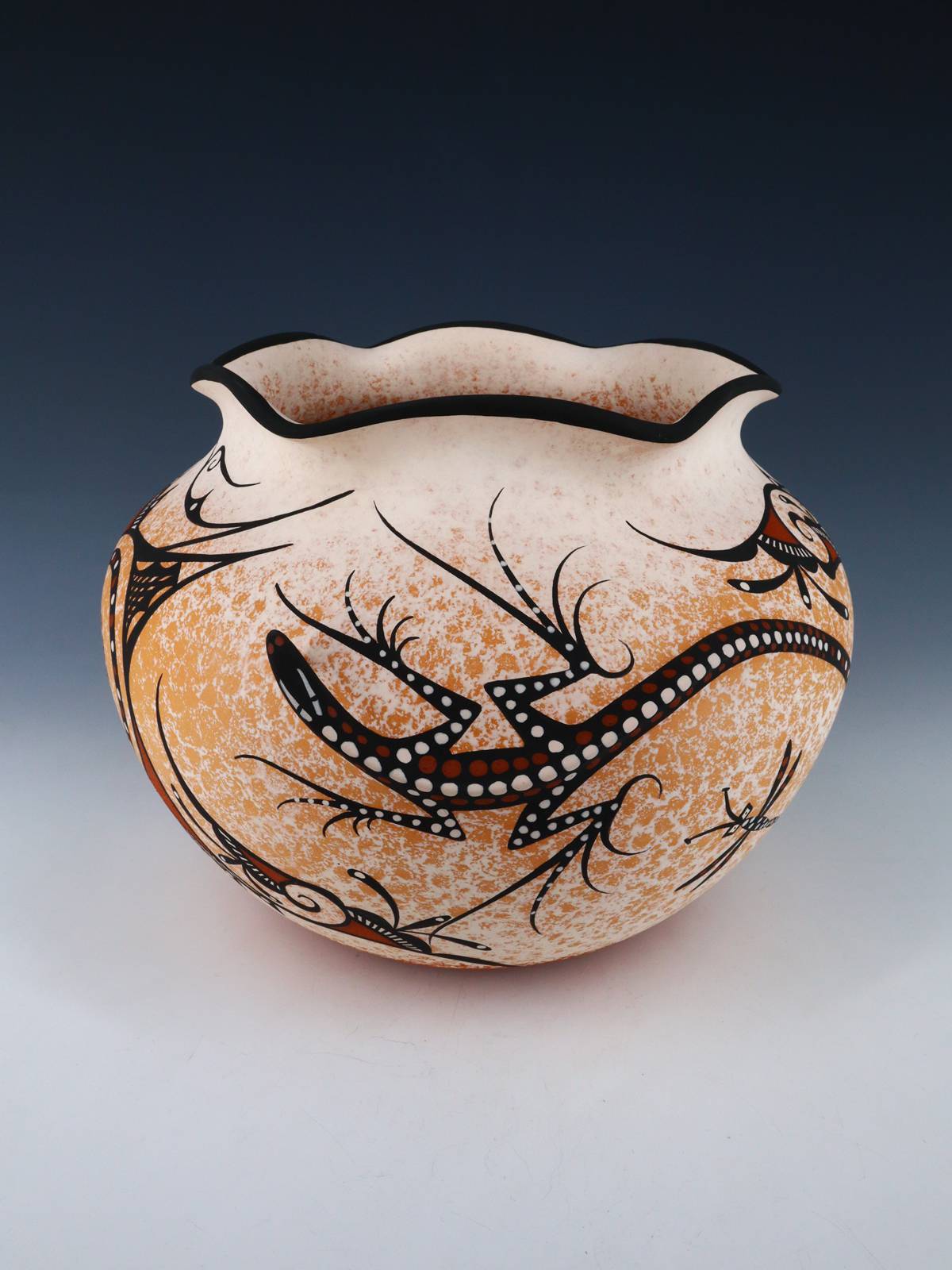 Zuni Pueblo Hand Coiled Lizard Pottery Bowl