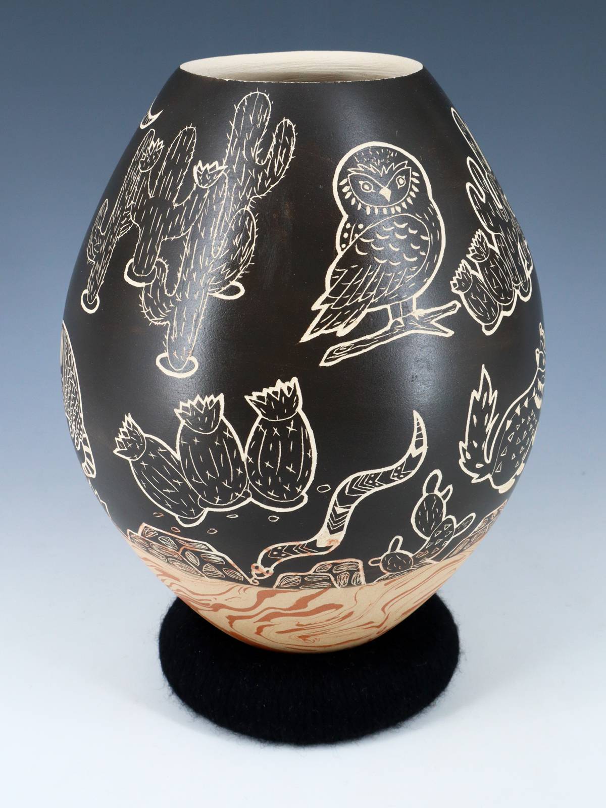 Mata Ortiz Hand Coiled and Etched Wildlife Pottery