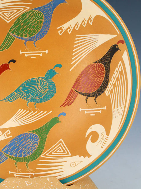 Mata Ortiz Plaque de caille gravée en poterie enroulée à la main avec support