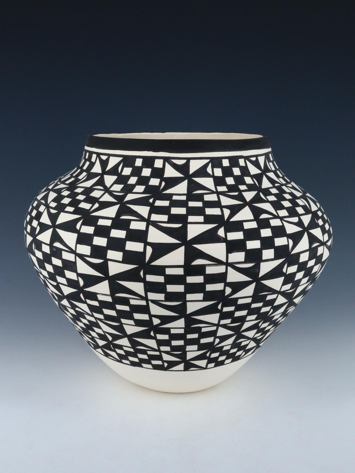 Acoma Pueblo Hand Coiled Pottery - PuebloDirect.com