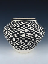 Acoma Pueblo Hand Coiled Pottery - PuebloDirect.com