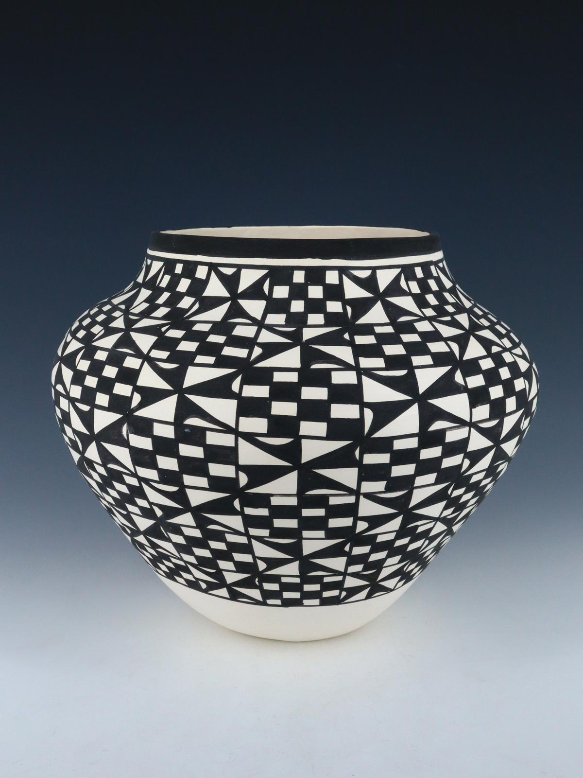 Acoma Pueblo Hand Coiled Pottery - PuebloDirect.com