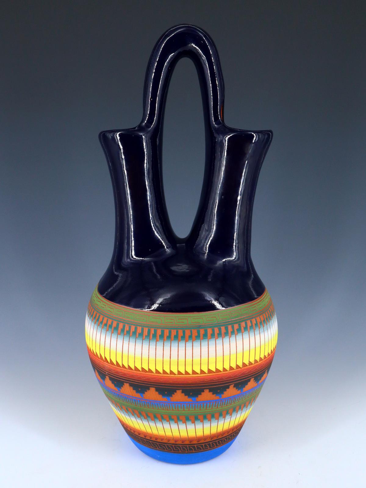 Navajo Etched Pottery - PuebloDirect.com