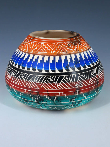 Navajo Etched Bear Horsehair Pottery