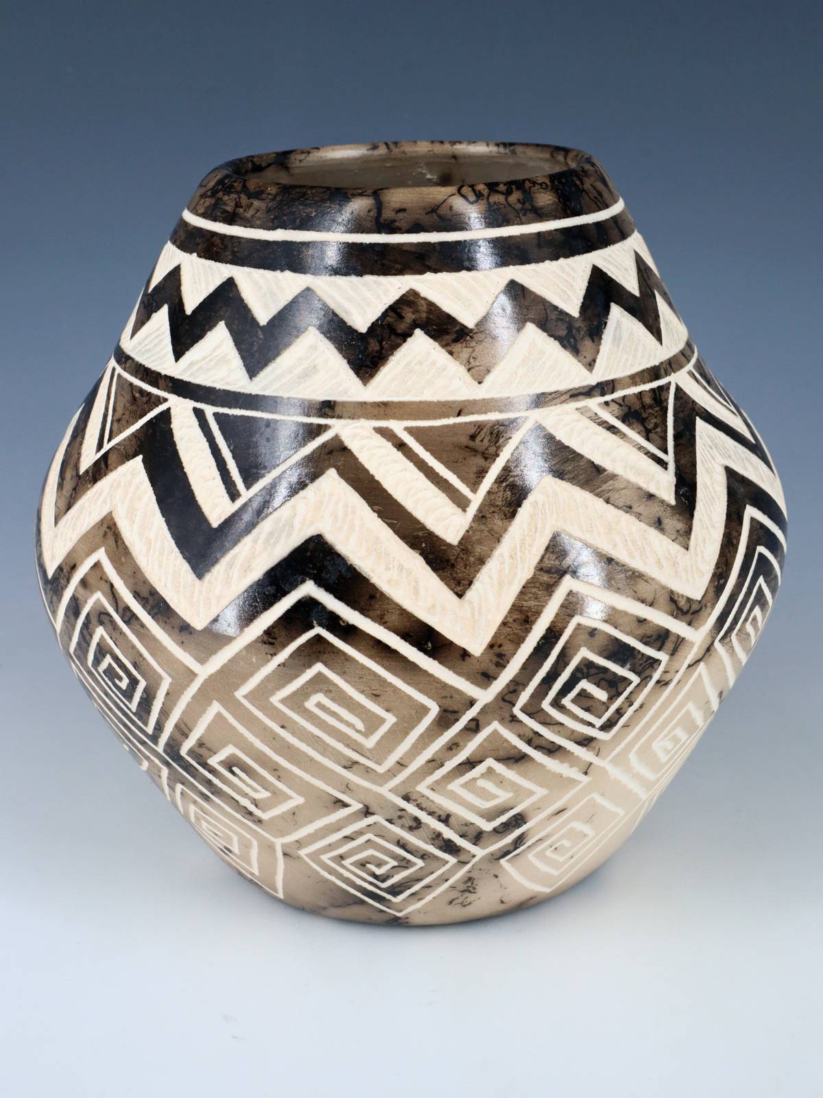 Acoma Pueblo Etched Horsehair Pottery Olla