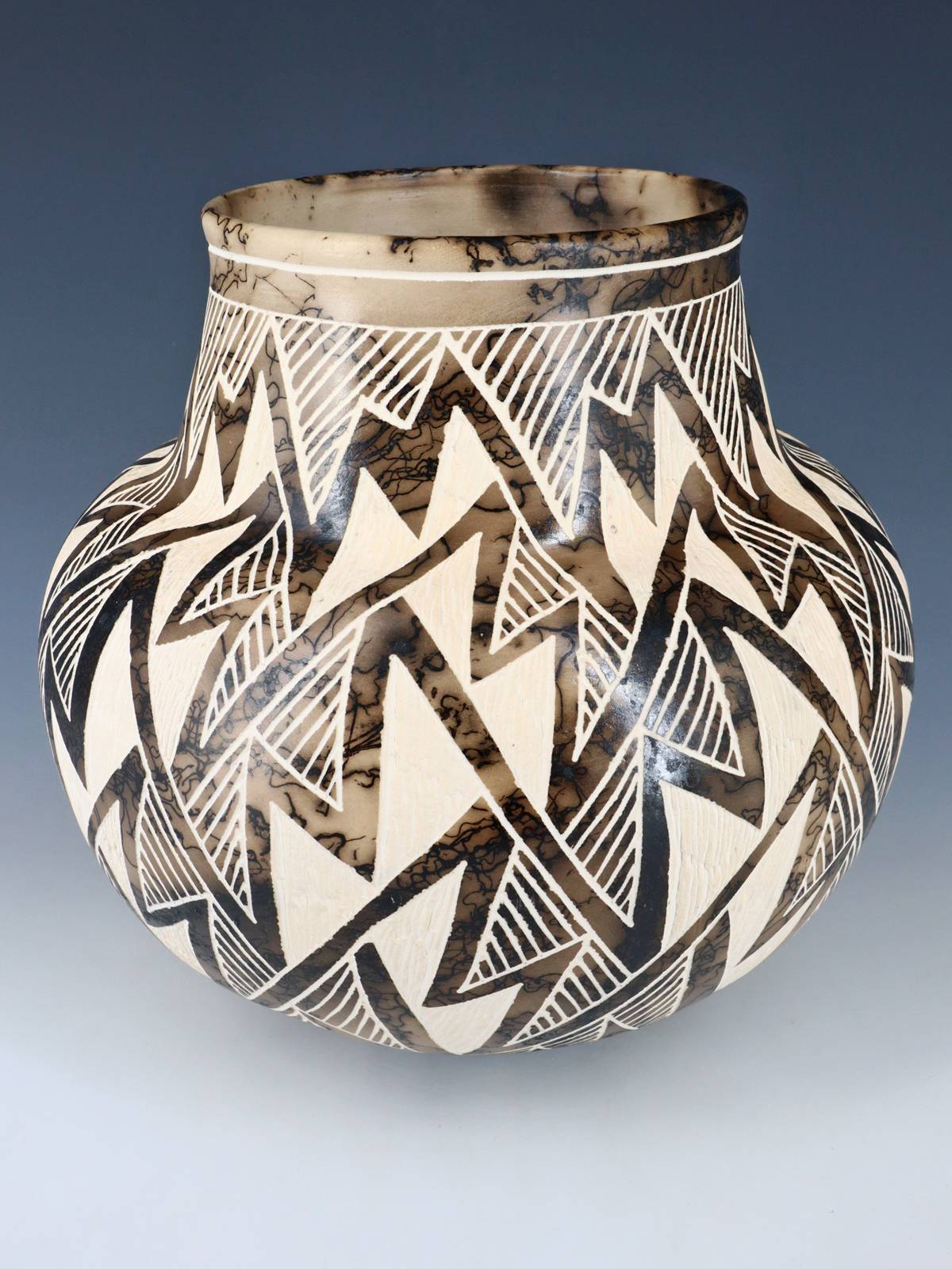 Acoma Pueblo Etched Horsehair Pottery Olla