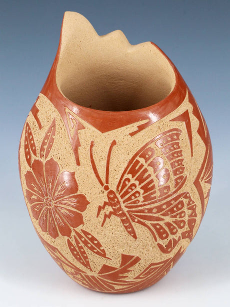 Jemez Pueblo Hand Coiled Etched Pottery Vase - PuebloDirect.com