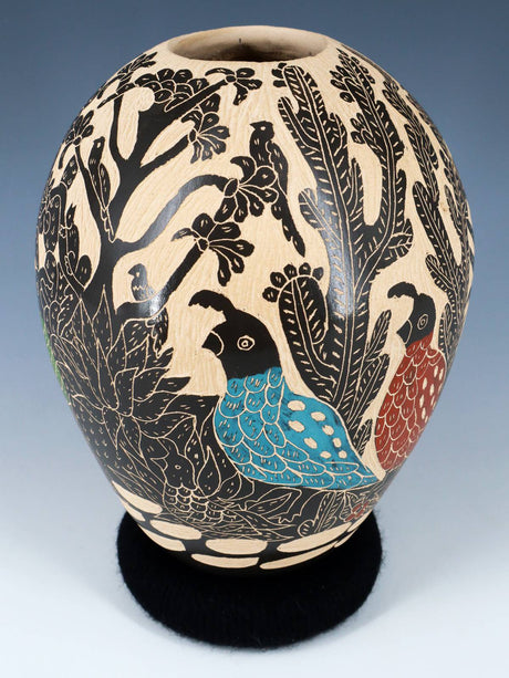 Mata Ortiz Hand Coiled Wildlife Etched Pottery - PuebloDirect.com