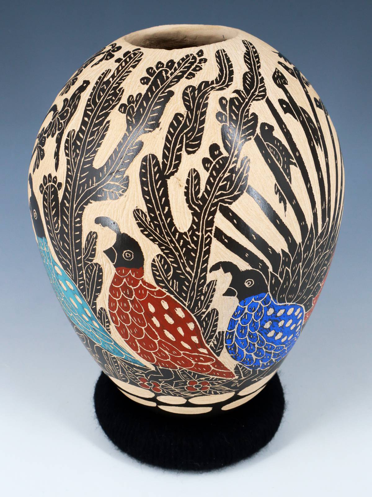 Mata Ortiz Hand Coiled Wildlife Etched Pottery