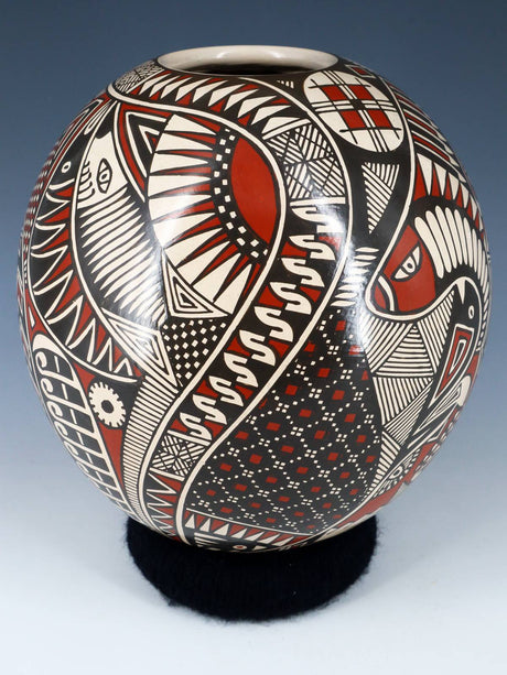 Hand Coiled Mata Ortiz Paquime Pottery Vase - PuebloDirect.com