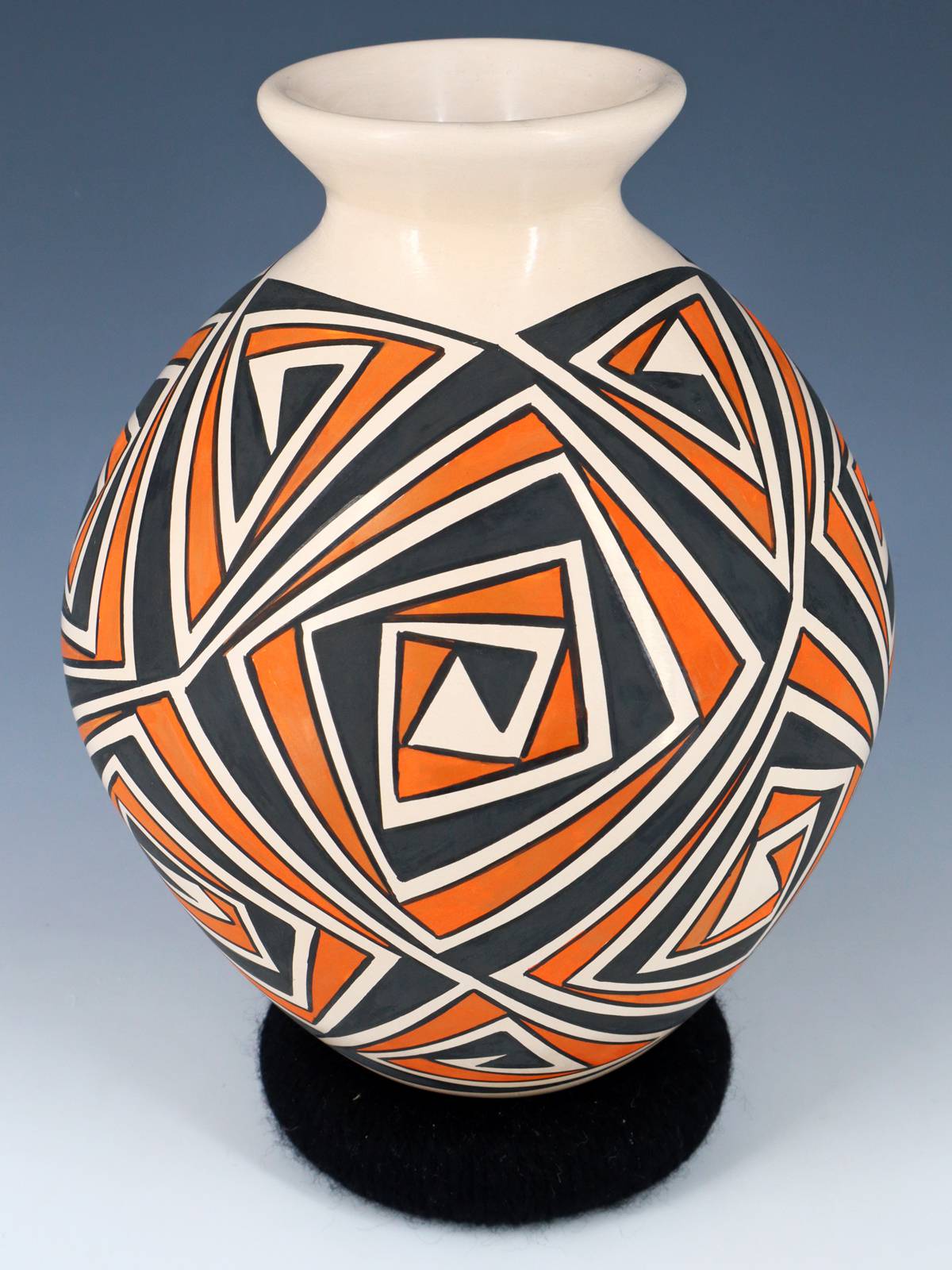 Mata Ortiz Hand Coiled Eye Dazzler Pottery Vase