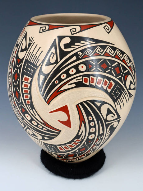 Mata Ortiz Hand Coiled Paquime Pottery - PuebloDirect.com