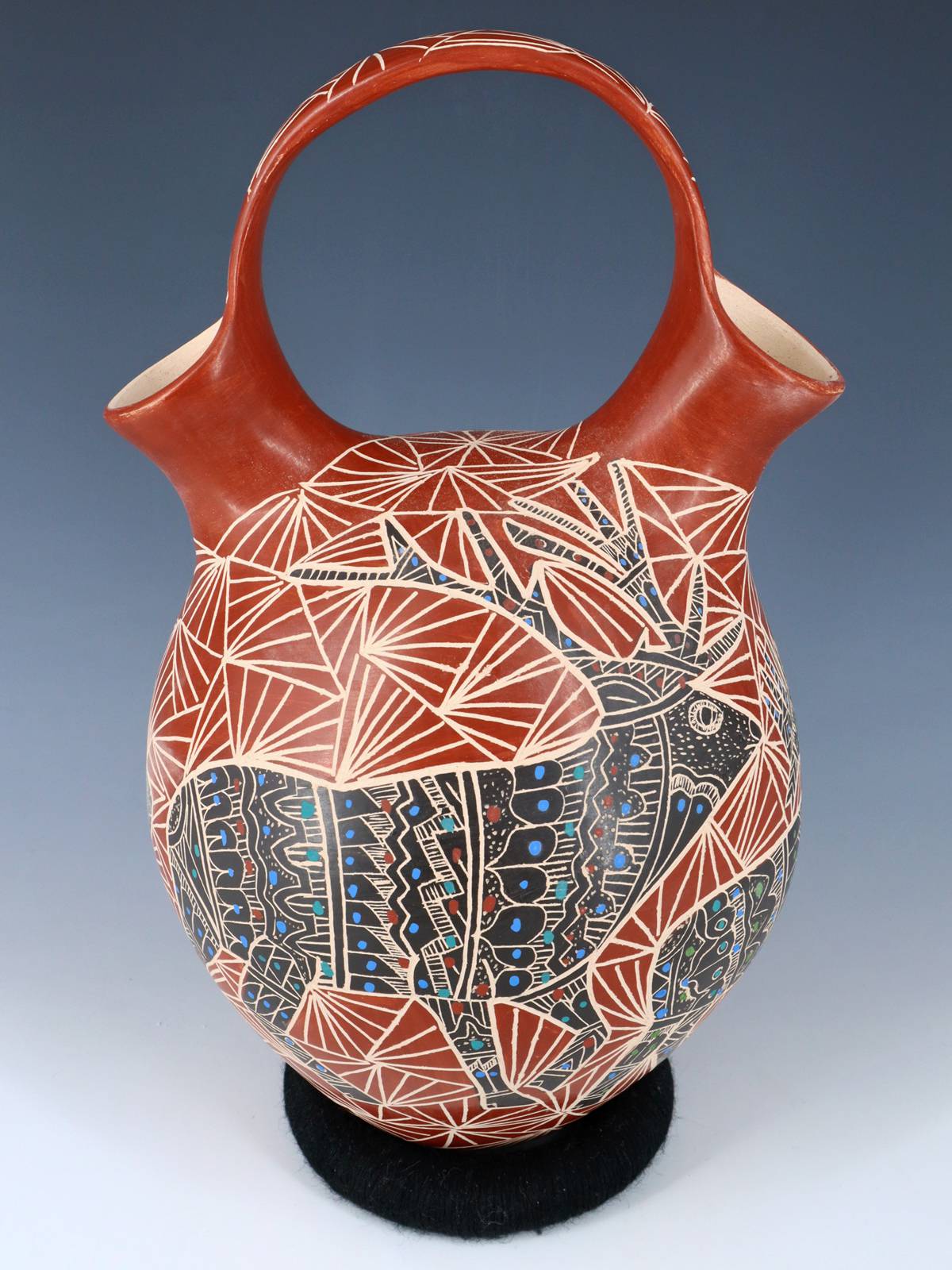 Mata Ortiz Hand Coiled Wildlife Wedding Vase Pottery - PuebloDirect.com