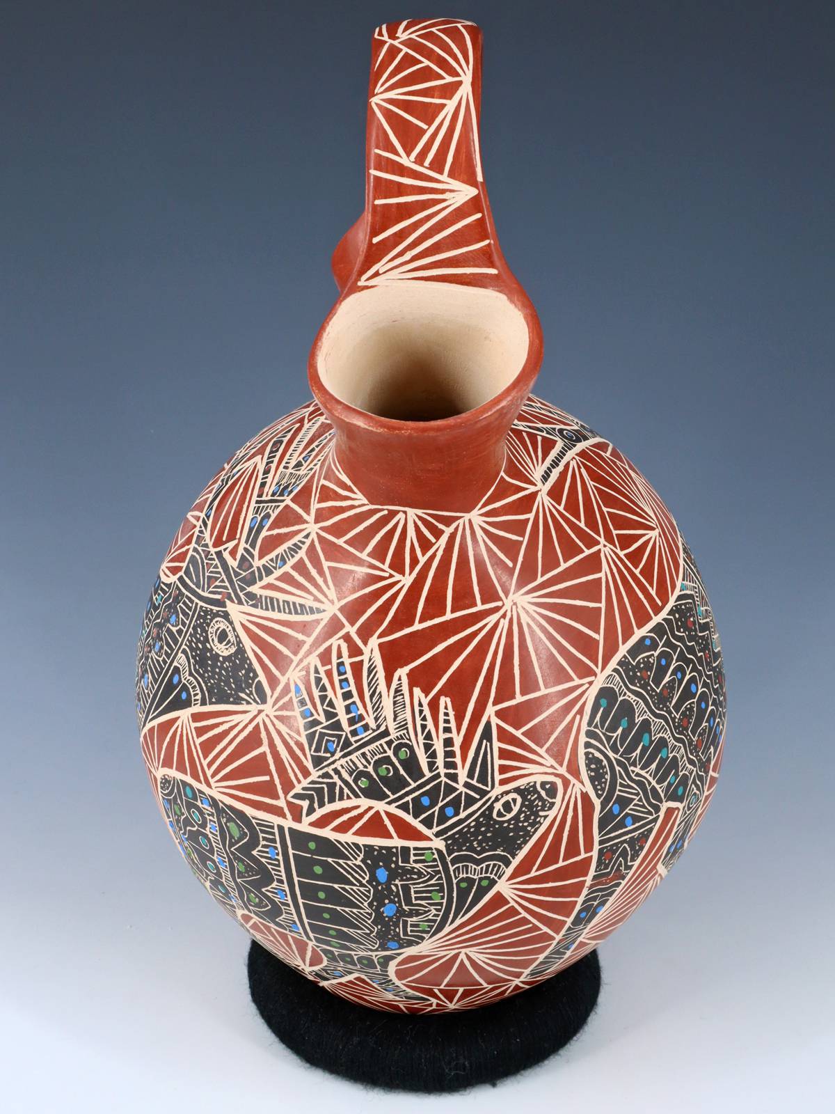 Mata Ortiz Hand Coiled Wildlife Wedding Vase Pottery - PuebloDirect.com